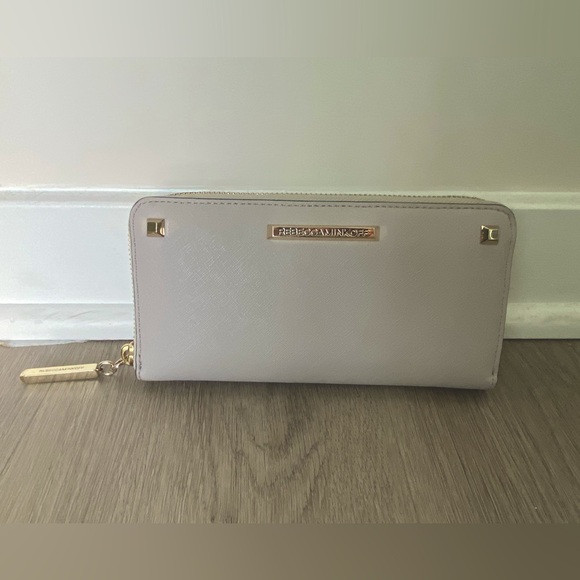 Rebecca Minkoff Ava Wallet - Picture 1 of 7